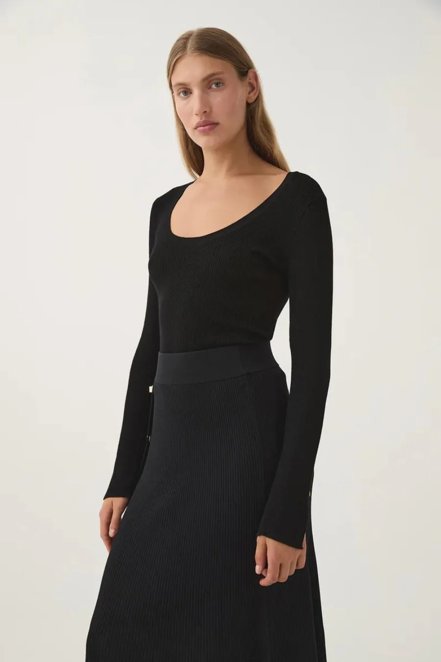 Alina Scoopneck Knit Top Black