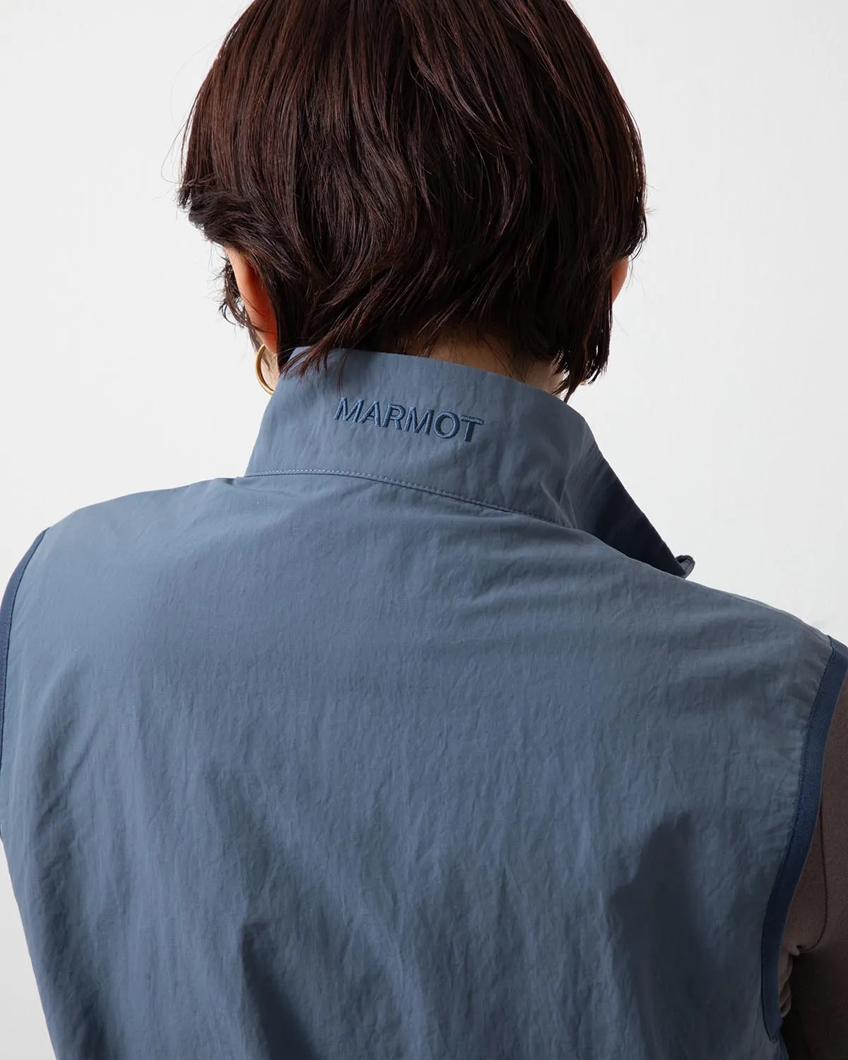 CURVE STITCH NYLON VEST