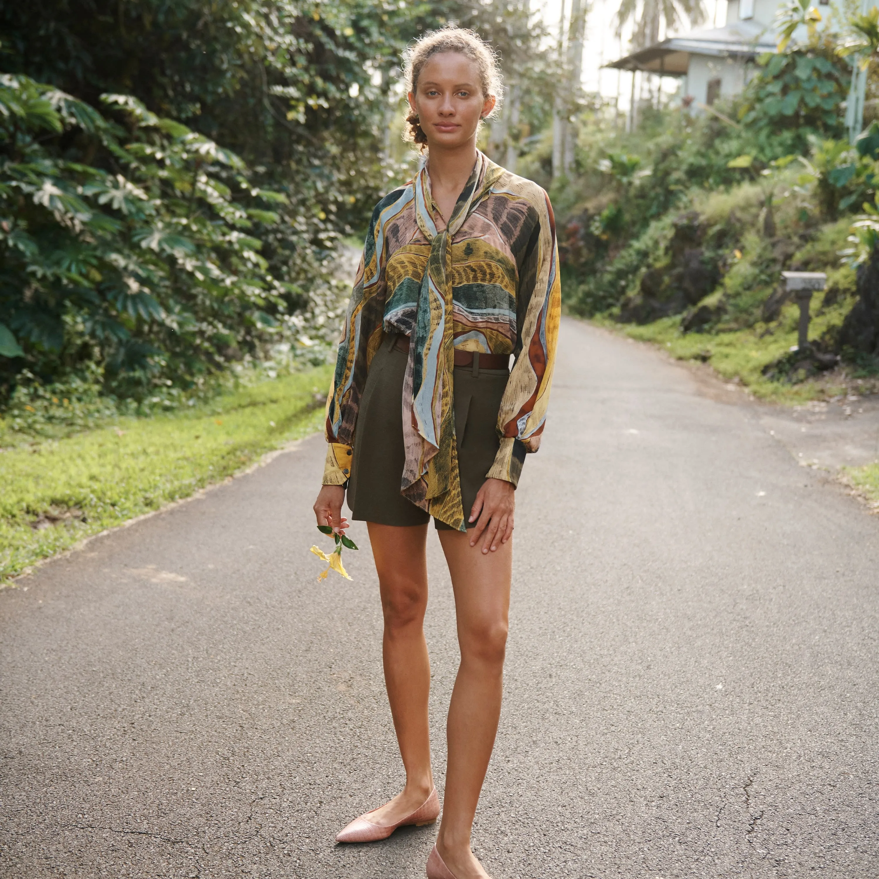 Fletcher Short - Slubbed Weave :: Safari