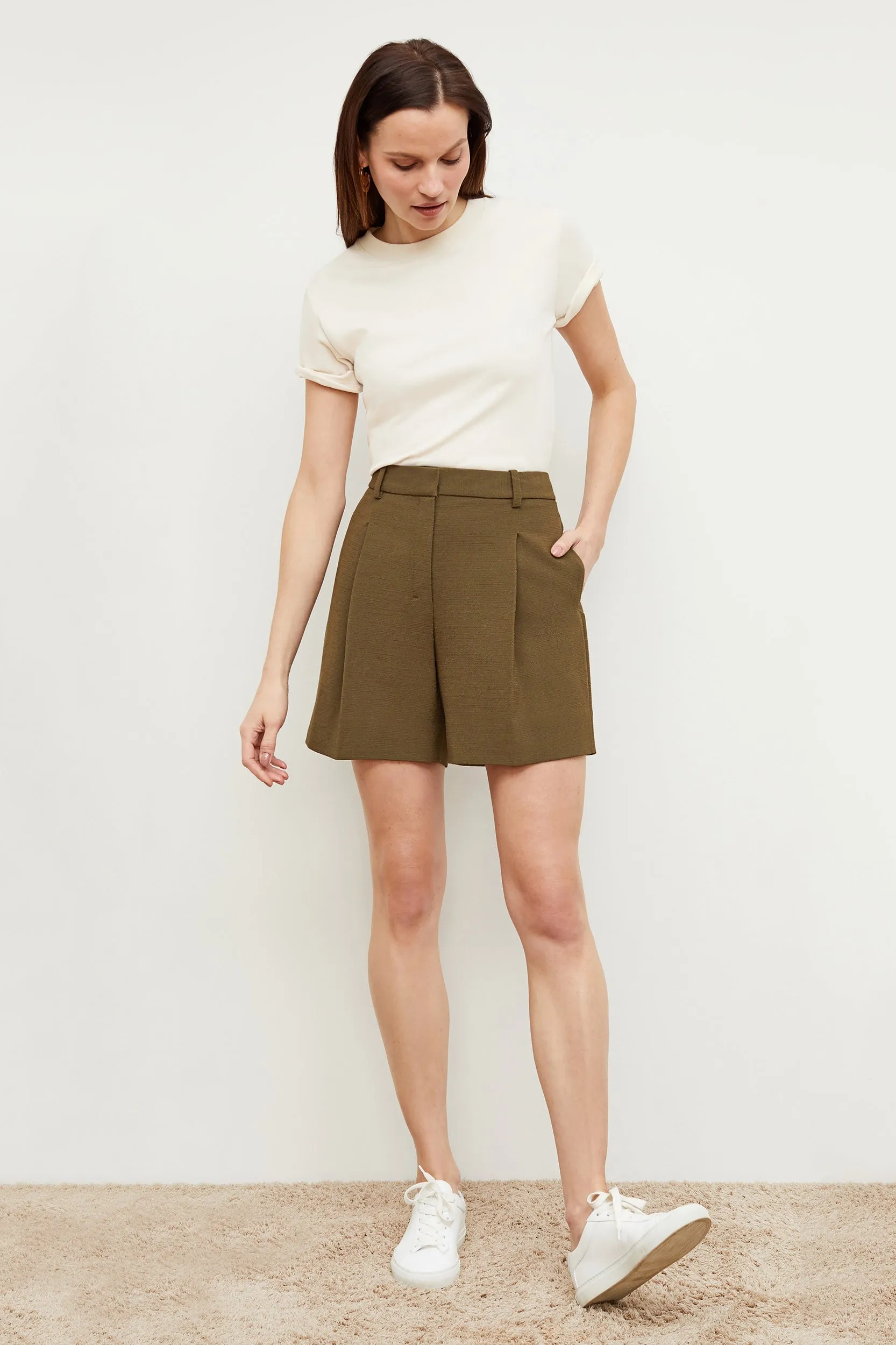 Fletcher Short - Slubbed Weave :: Safari