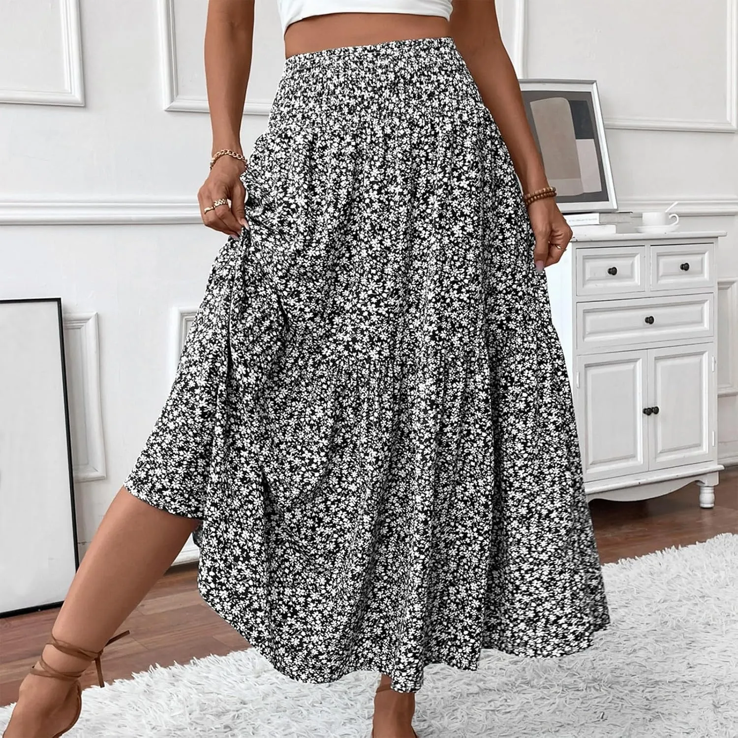 Long Flowy Skirts for Women Smocked High Waisted Floral Maxi Skirt with Pockets Boho Ruffle Tiered Beach A Line Skirt