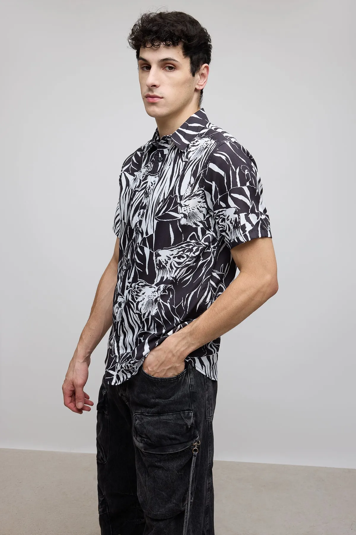 Safari Black And White Men's Resort Shirt