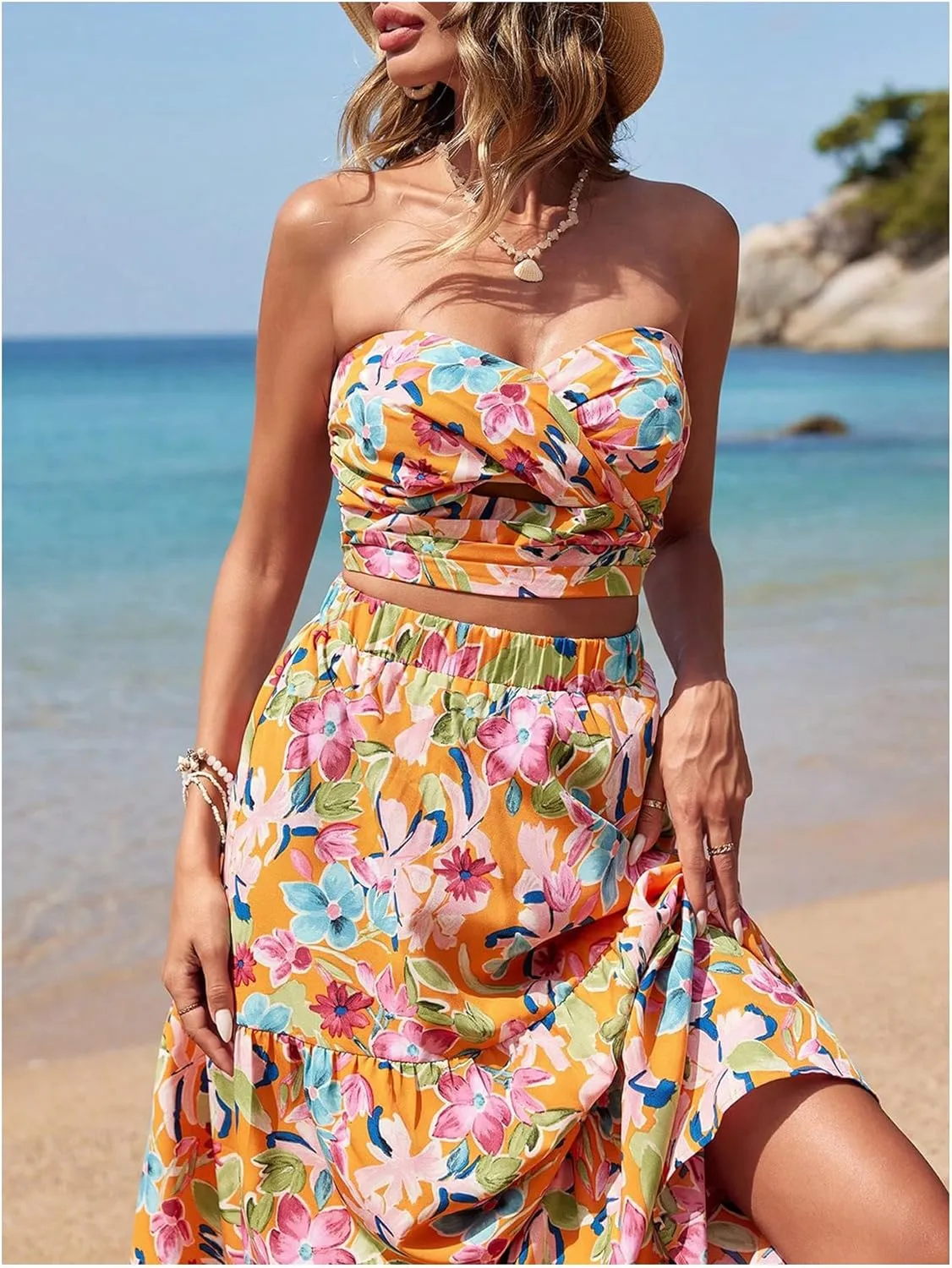 SOLY HUX Women's Boho 2 Piece Outfits Floral Print Colorful Tube Top and Ruffle Hem Maxi Skirt Set